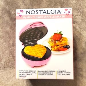 Nostalgia Mini Heart Waffle Maker